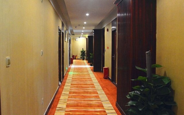 GreenTree Alliance Shenzhen Baoan Fuyong Bus Station Hotel