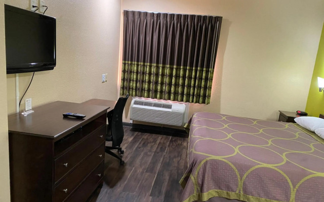 Red Lion Inn & Suites IAH Airport East