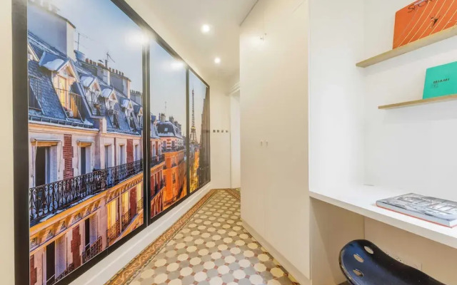 Authentic Studio - 2P - Eiffel Tower