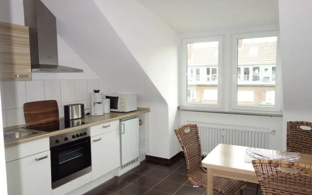 Tolstov-Hotels Large 3 Room Apartment