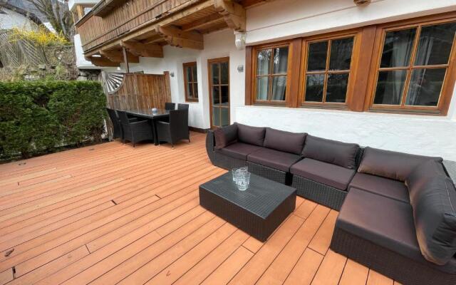 Kitz-Heart Apartments by Alpine Host Helpers