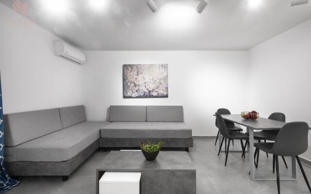 Consul Apartment Nilie Hospitality MGMT