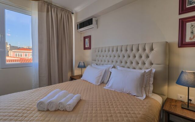 Ermou Fashion Suites