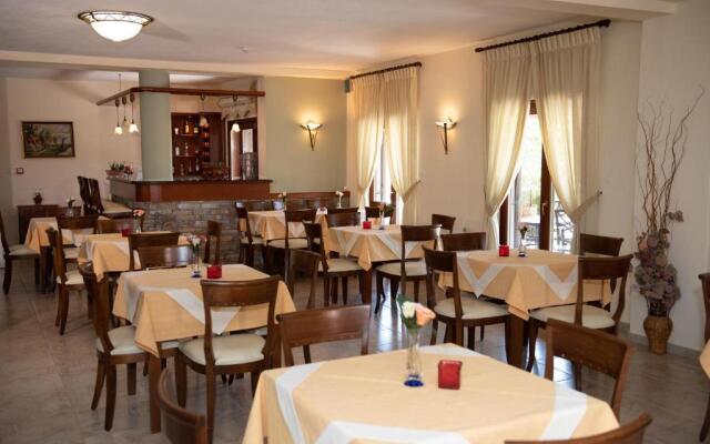 Hotel Ainareti