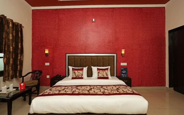 Capital O 9905 Hotel Doon Star