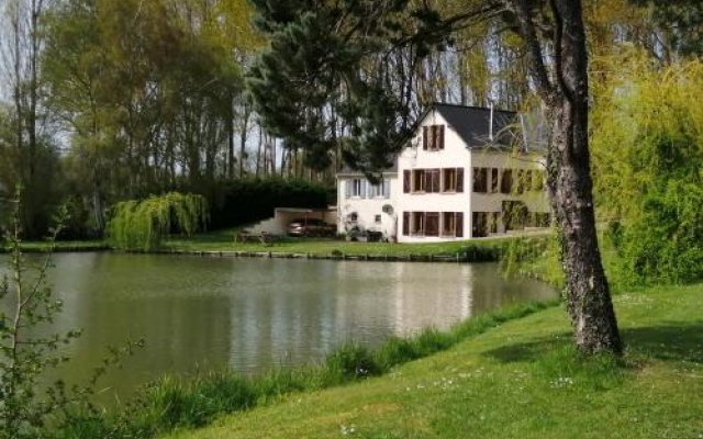 Lake House France