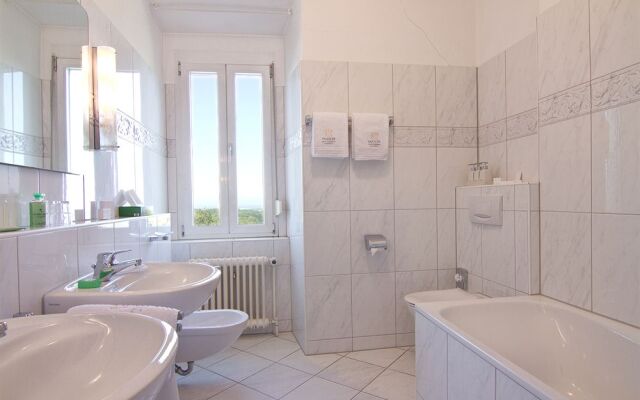 Panacee Grand Hotel Römerbad