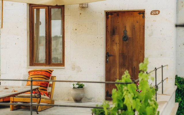 Doda Artisanal Cave Hotel +14