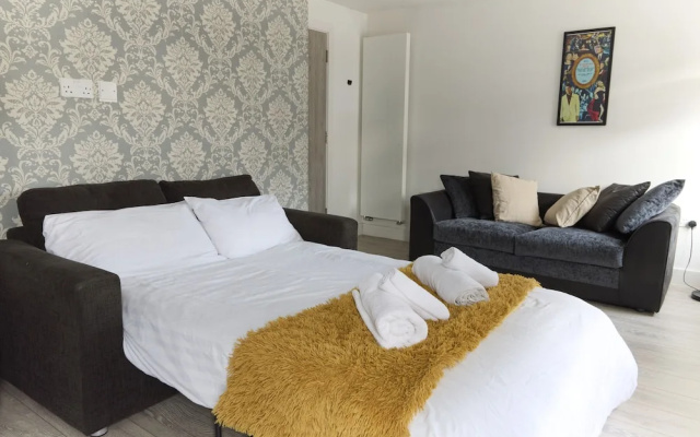 Urban Heaven - 6 Sleeper in the Heart of Bricklane