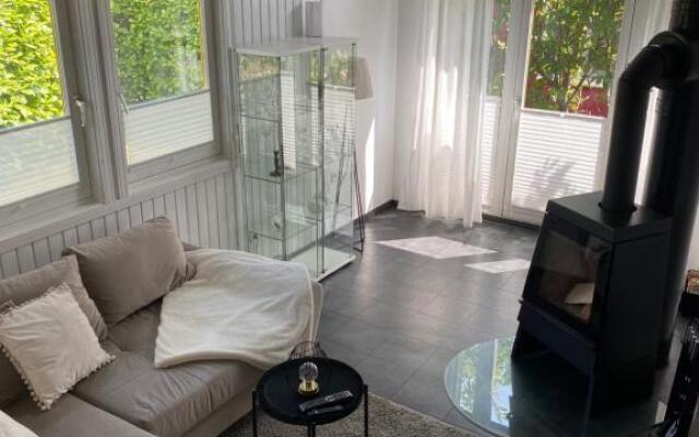 Ferienhaus "Ruhepol" im Ferienpark Extertal - Kamin, Fass-Sauna, Massagesessel