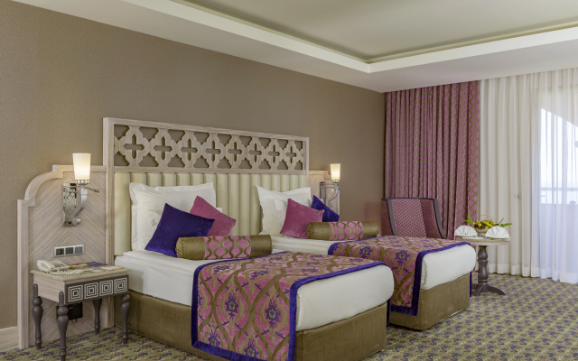 Royal Alhambra Palace – All Inclusive
