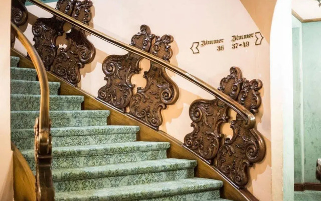 Hotel Drachenburg & Waaghaus