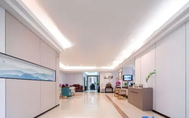 Yufengshan Hotel (Liuzhou Maanshan park railway station）