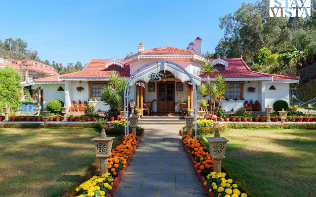 StayVista at Greenwood Bungalow