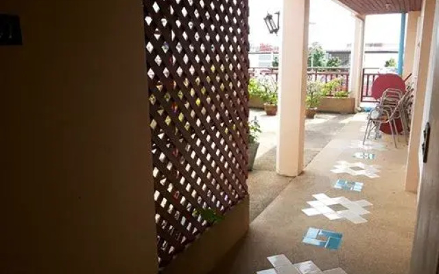 Baan Phil Guest House