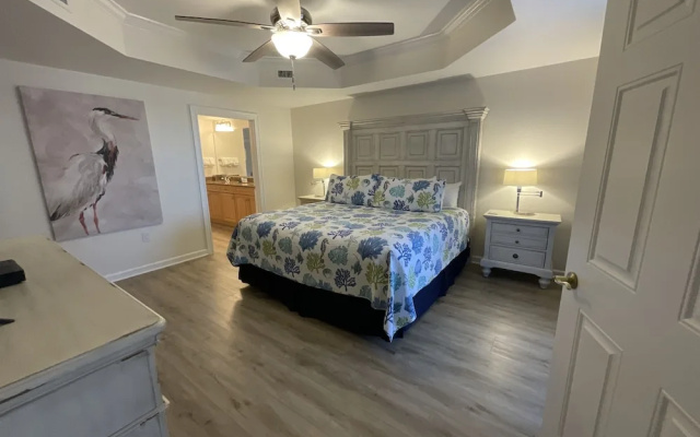 1107 Royale Palms 3 Bedroom Condo
