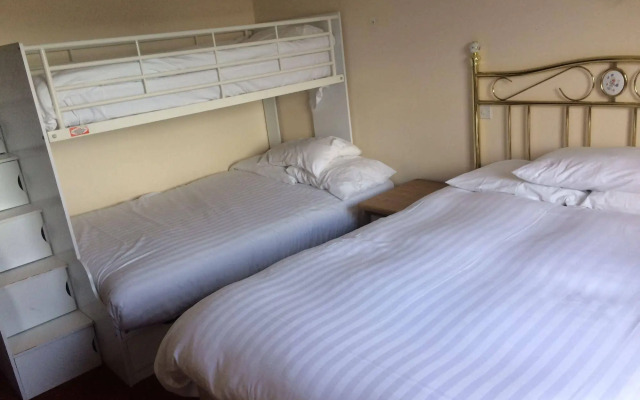 The White Rose Hotel