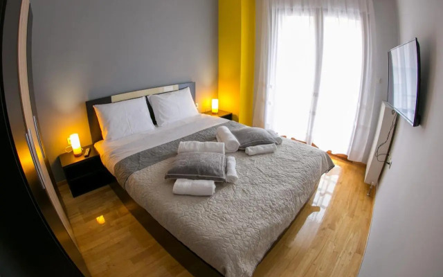 Vier Luxury House