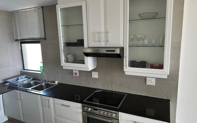 Durban Beach Front SPECTACULAR OCEAN VIEWS - 3 BED