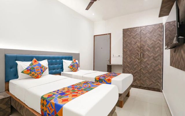 Fabhotel Jr Residency I