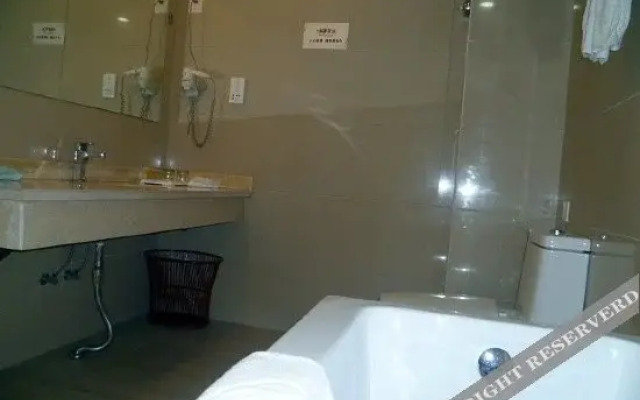 Senhuang Hotel