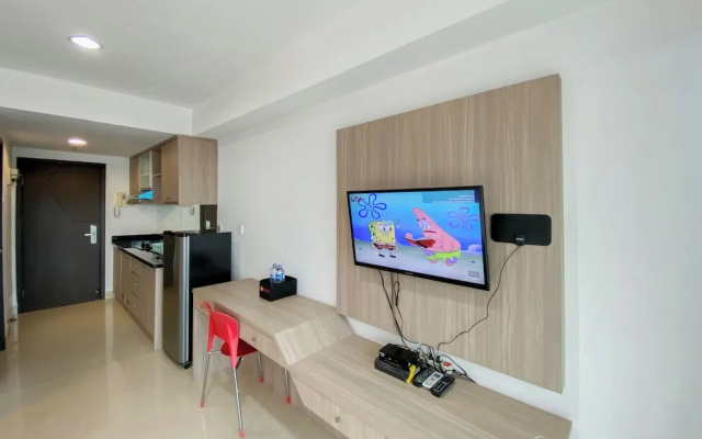 Homey And Nice Studio Tamansari The Hive Apartment