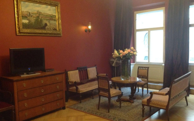 Small Luxury Palace Residence