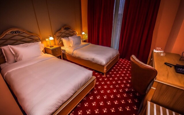 Hotel Plaza Oran
