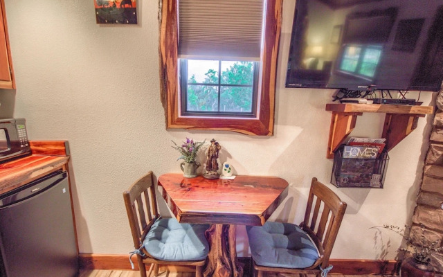 Cedar Bliss Star Cabin