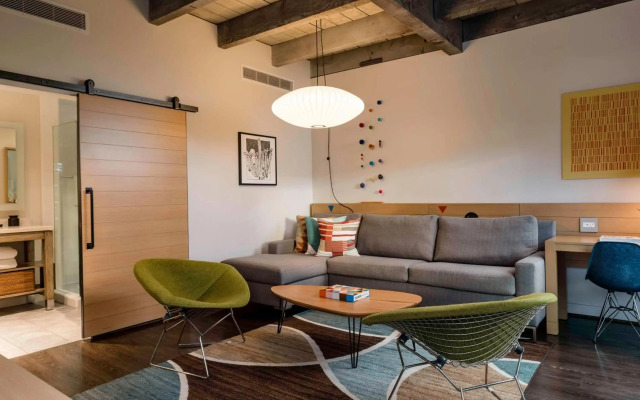 Andaz Scottsdale Resort & Bungalows