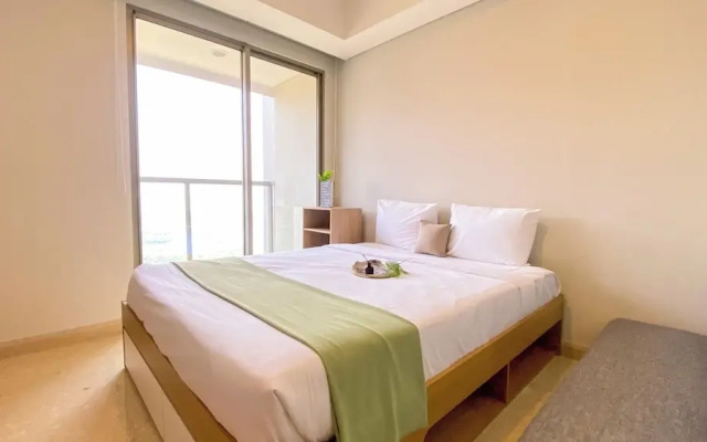 Comfort And Great Location Studio At Gold Coast Apartment