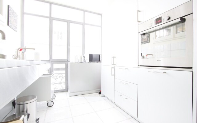 Lungarno Vespucci Elegance in Florence