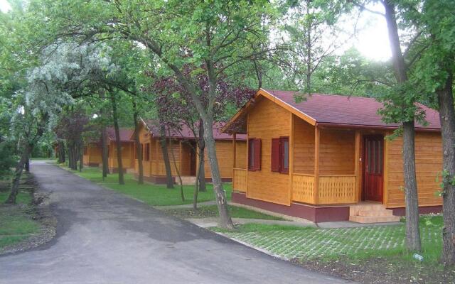 Árnyas Thermal Camping és Üdülőpark