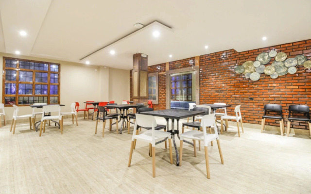 Hotel Parnil Residency By OYO Rooms