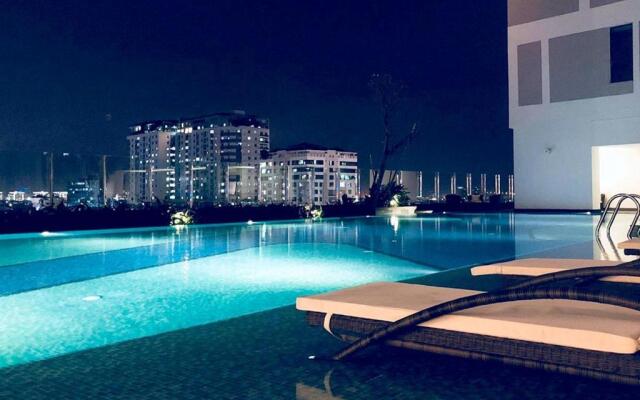 Rose Luxury Apartment Near Center