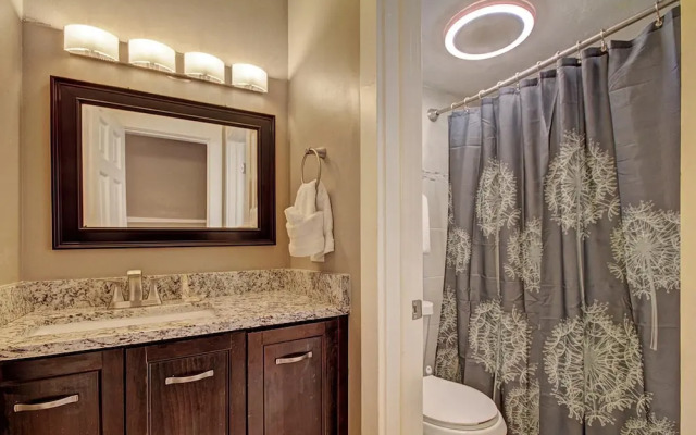 Peak 8 Ge E35 2 Bedroom Condo by RedAwning