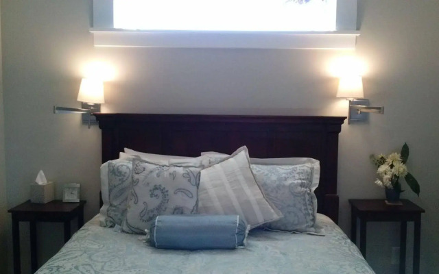 Friday Harbor Grand B&B