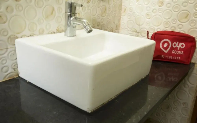 OYO Rooms Calangute Holiday Street 2