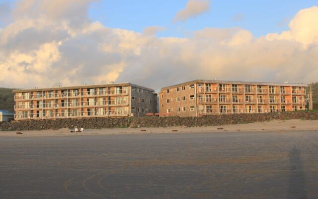 Tolovana Inn