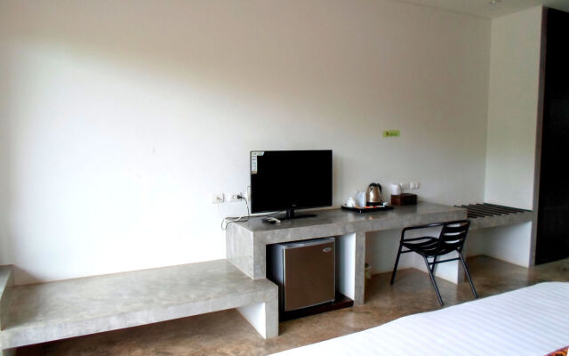 Naraya Riverside Resort