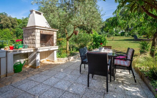 Awesome Apartment in Rovinj With Wifi and 2 Bedrooms