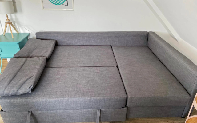 EasyStays - Modern Apartments in Windsor with Parking