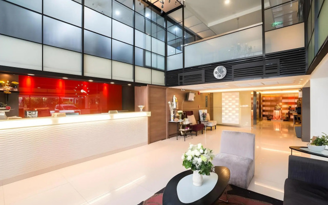 Beyond Suite Hotel