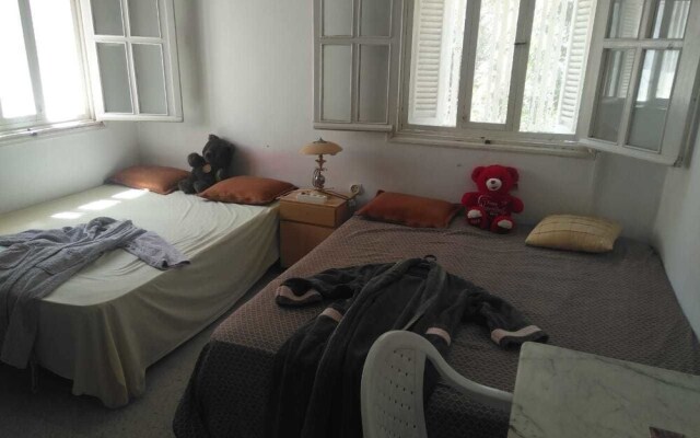 AliWali Room Near Airport Tunis Carthage