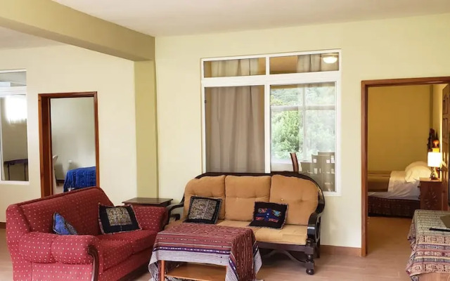 Jabel Tinamit Hotel & Villas