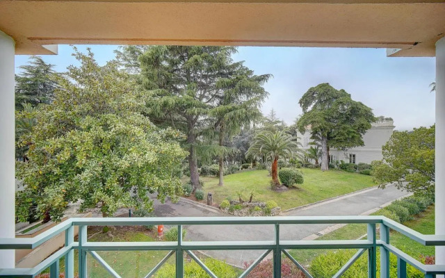 IMMOGROOM - 3 Rooms - Renovated - Pool - Air conditioning - Parking - Wifi