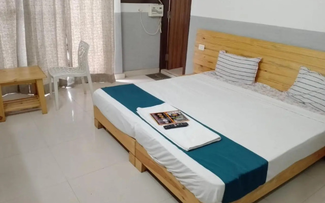 Hotel Star Pg & Rooms by Wb Inn