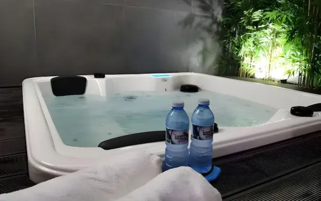 Отель Futurotel Malagueta Premium Beach