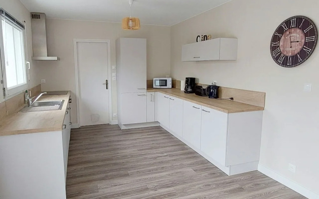 Holiday Home in Plouarzel Near Sandy Beaches