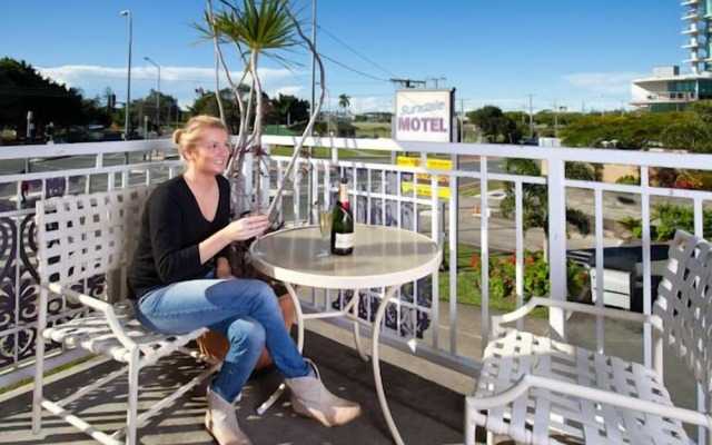 Sundale Motel